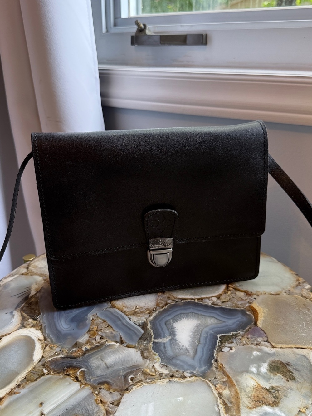 Patricia Nash — Lanza Small Leather Crossbody Bag